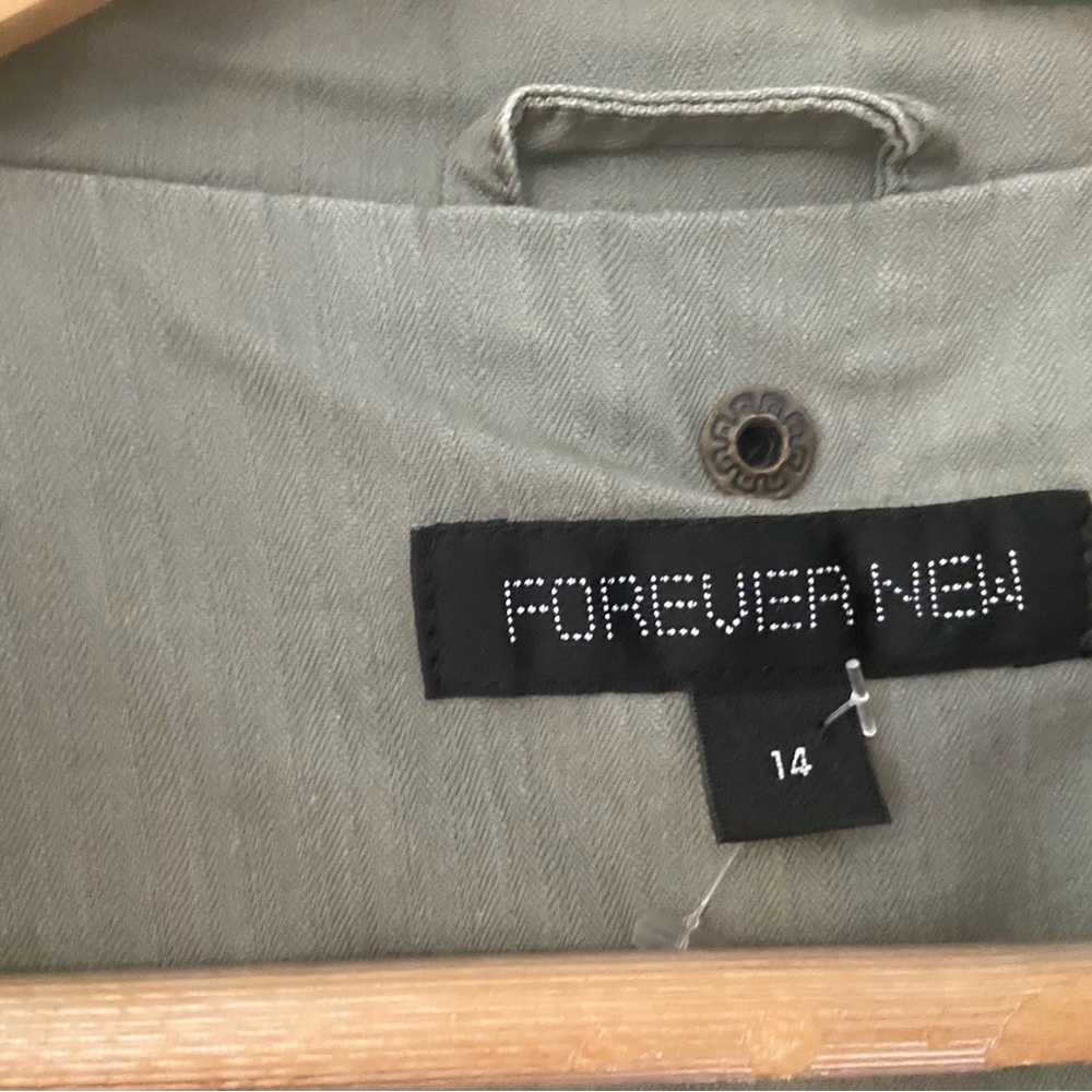 Forever New Utility Jacket - Picture 4 of 8